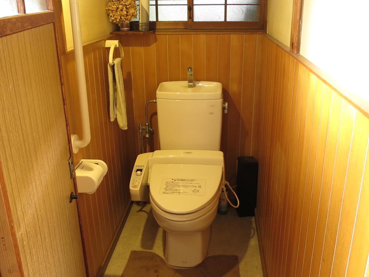 Guest House Roji To Akari Naoshima Exterior photo